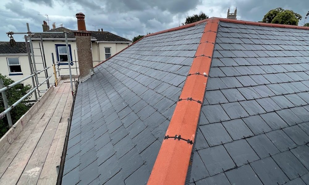 AK Roofing and Property Maintenance